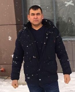 Бек Холмуродов