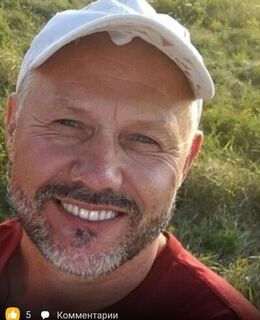 Александр Петров