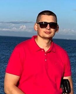 Евгений Николаев